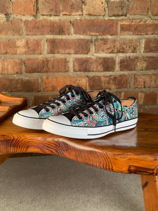 Converse All Star Low Top Sneakers Men’s 9 Women’s 11 Multicolor Canvas Shoes
