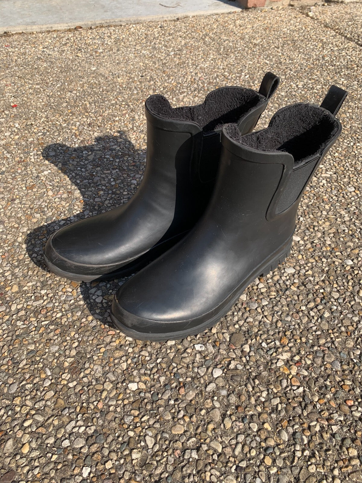 Black Rubber Chelsea Rain Boots - Faux Fur Lined - Men’s Size 9 (US) / EUR 40.5 photo 10