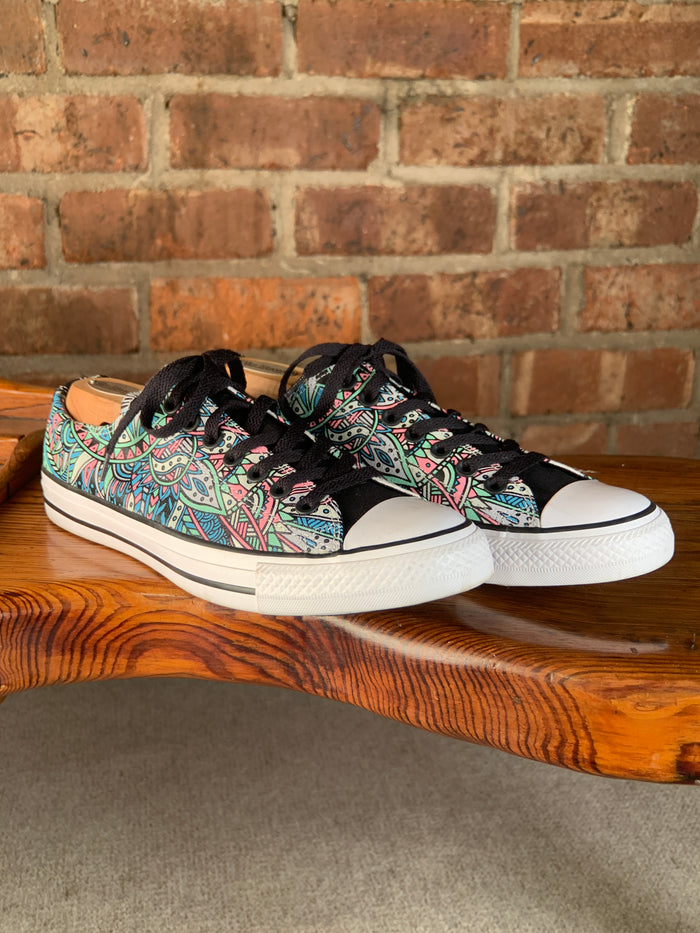 Converse All Star Low Top Sneakers Men’s 9 Women’s 11 Multicolor Canvas Shoes