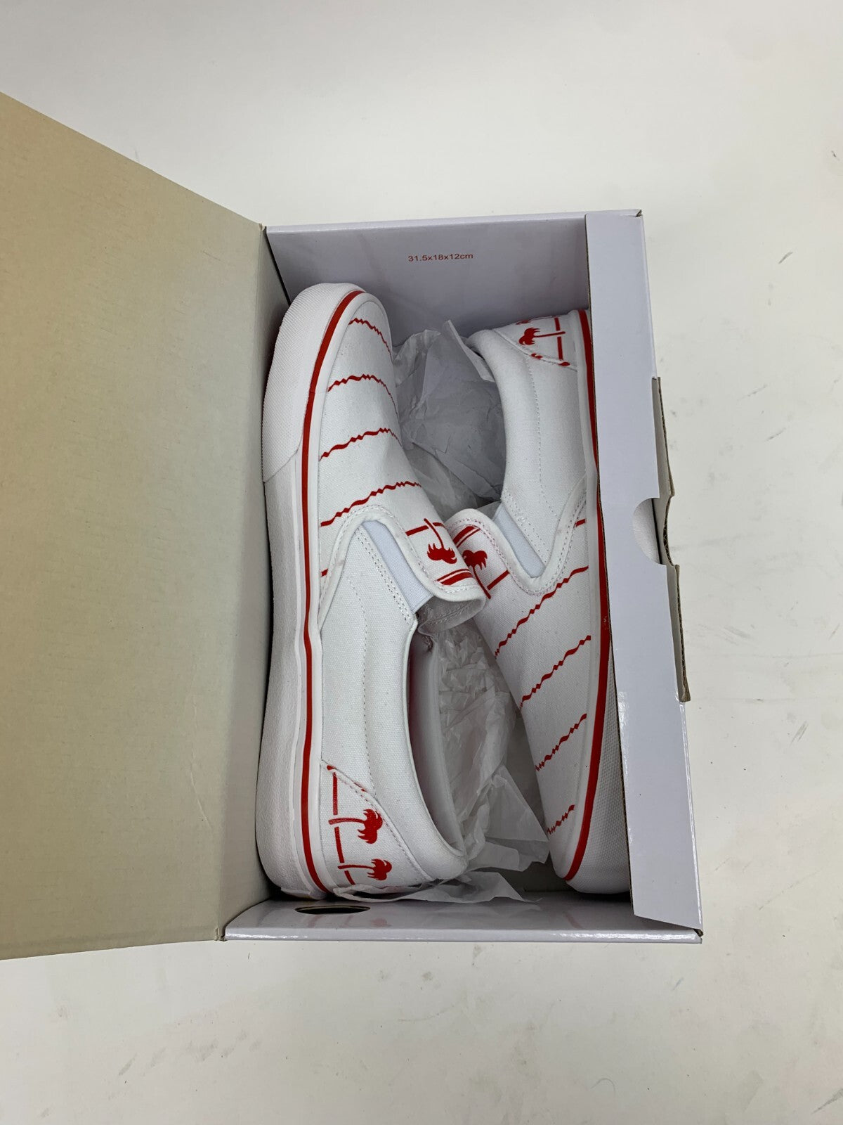 🔥 In-N-Out Burger Limited Edition Sneakers Men’s 10 D – Fast Food Streetwear photo 4