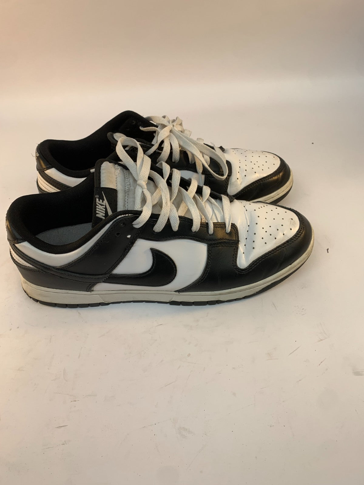 Size 11.5 - Nike Dunk Low Black White photo 5
