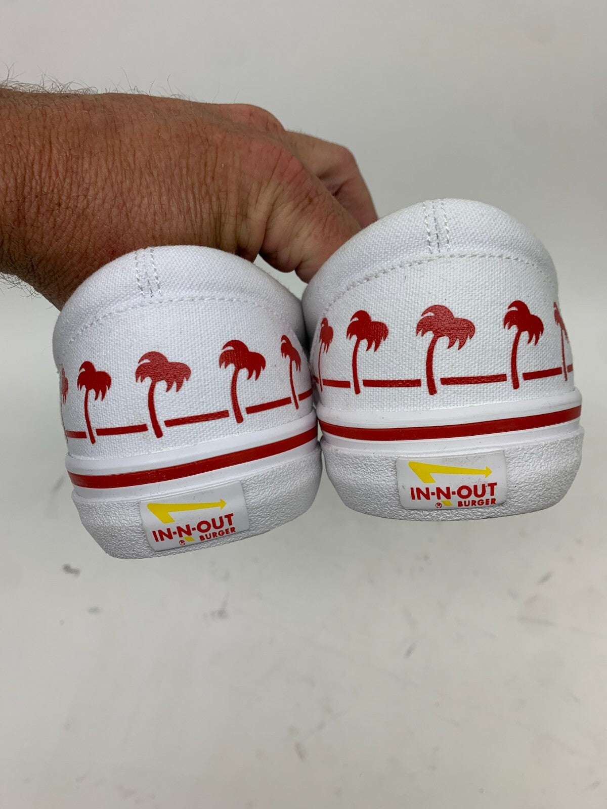 🔥 In-N-Out Burger Limited Edition Sneakers Men’s 10 D – Fast Food Streetwear photo 8