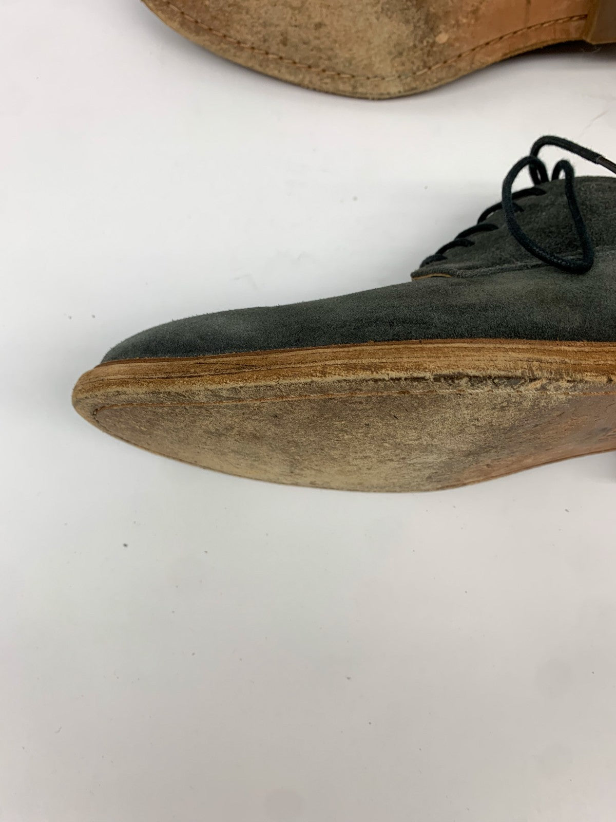 Frye Men’s Gray Suede Oxford Dress Shoes – Size 11 D – Classic Style, Quality photo 8