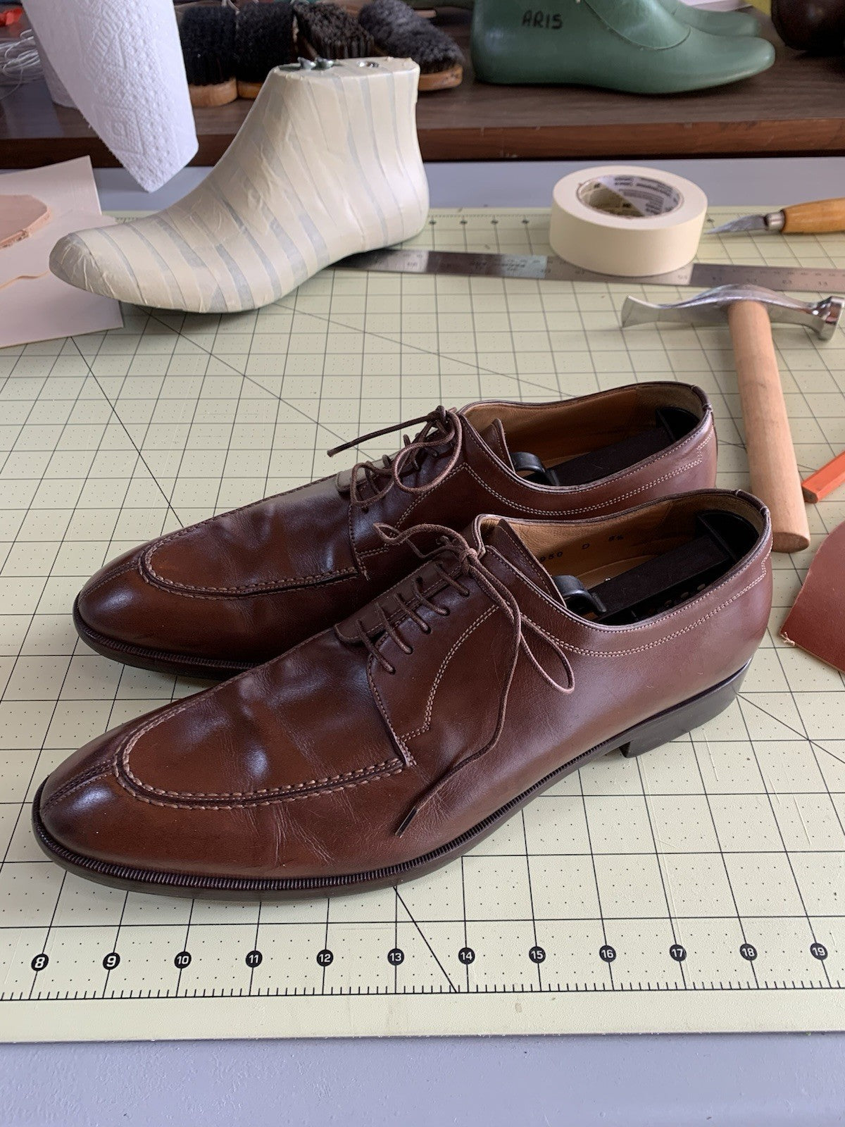 Santino men’s Brown Leather Dress Shoes - 8.5 D Made In Italy photo 3