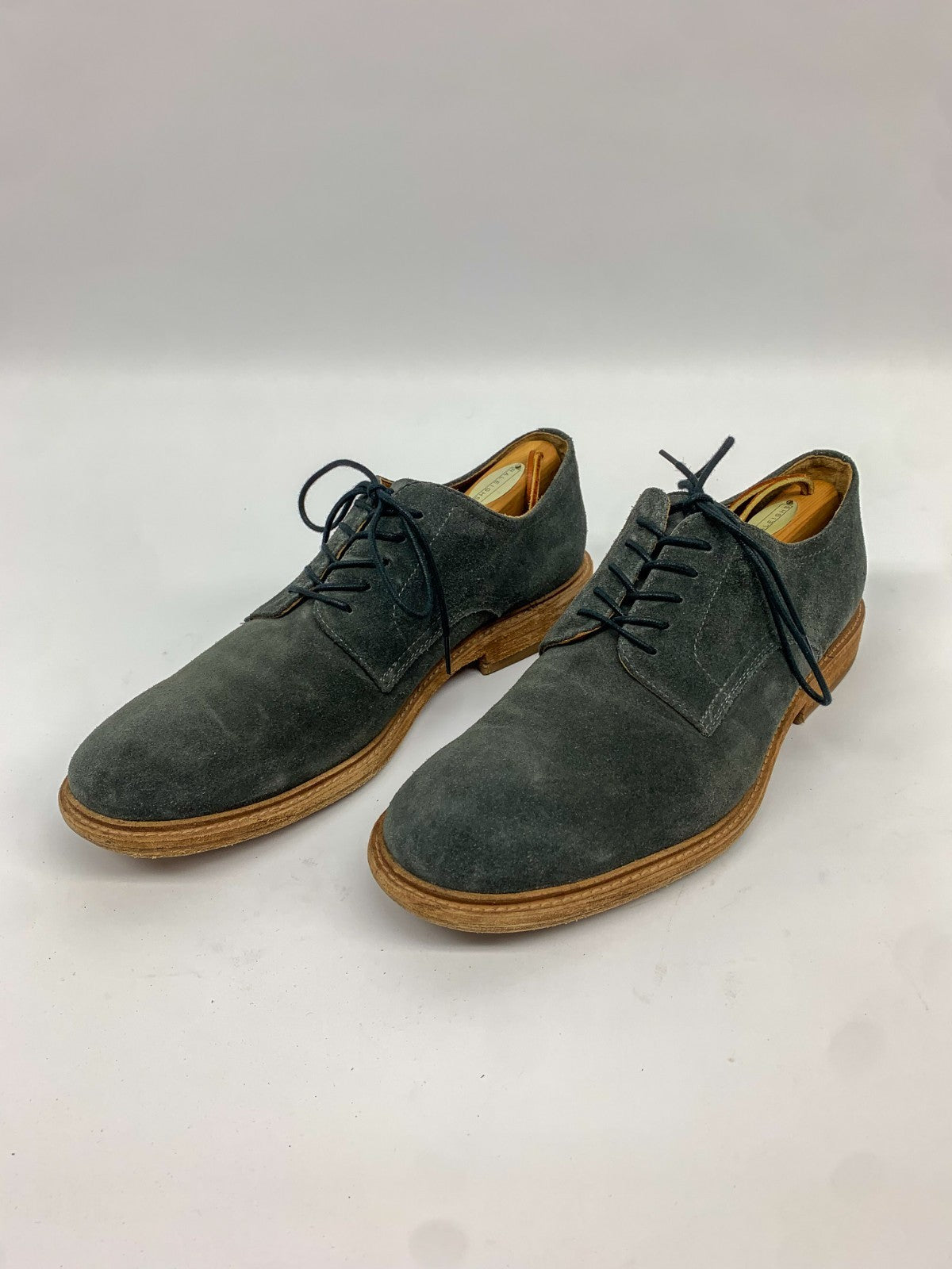 Frye Men’s Gray Suede Oxford Dress Shoes – Size 11 D – Classic Style, Quality photo 1