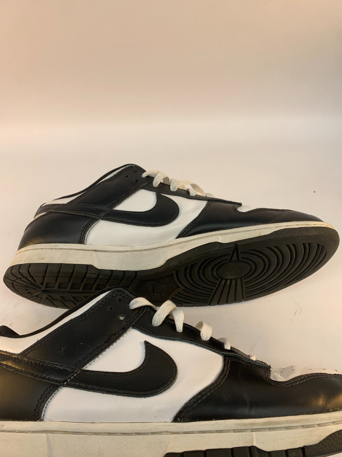 Size 11.5 - Nike Dunk Low Black White photo 7